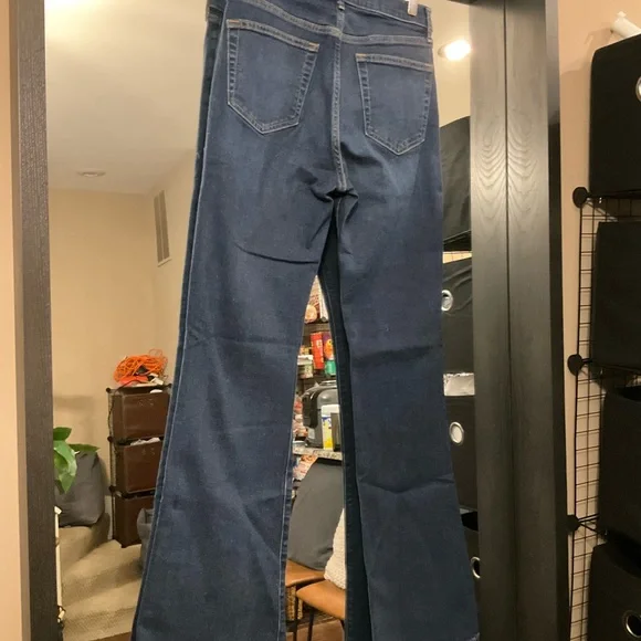 (Lori) GAP Blue Flare Wide Leg Jeans with Vintage Charm - Picture 4 of 10